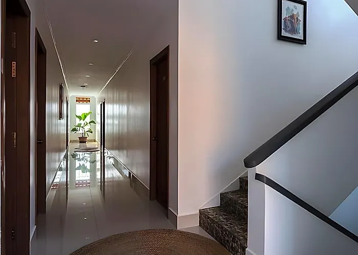 Plumeria & Hotel 3*